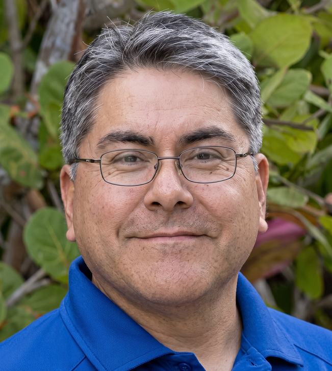 Izhmon Martinez